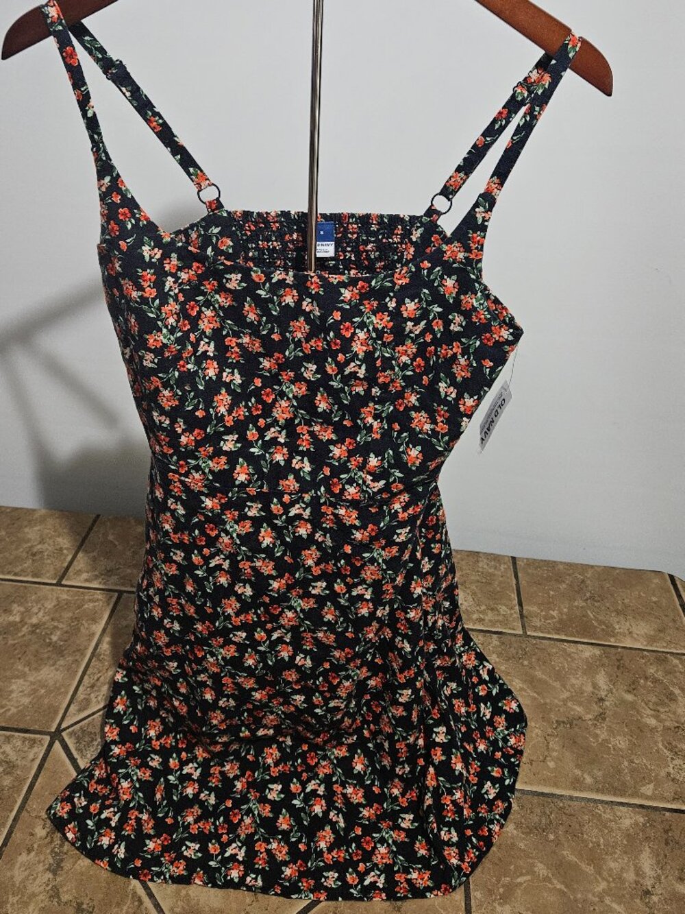 Womens Old Navy Summer Spaghetti Strap Floral Dress Sz S NEW